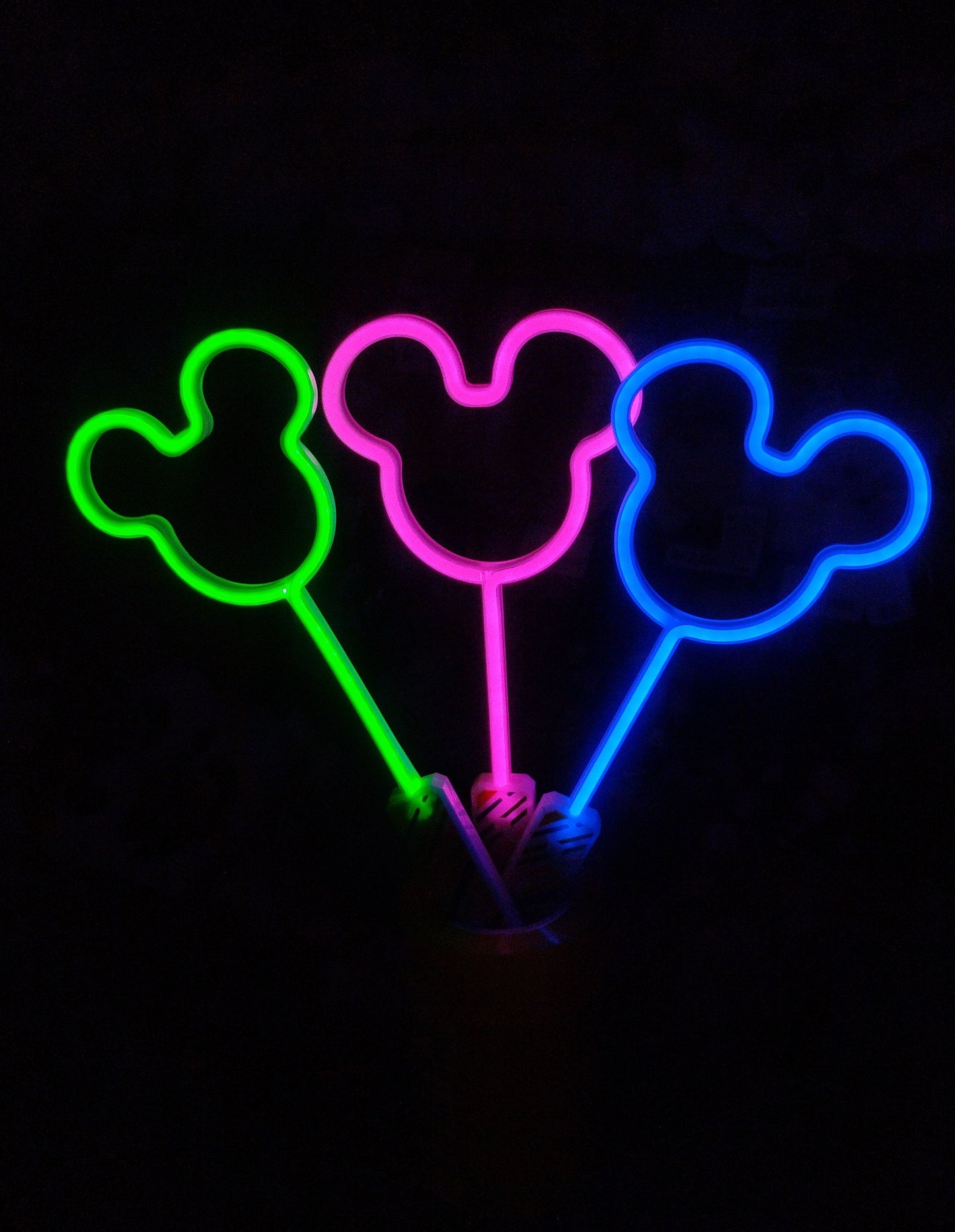 HIT! MAGICZNE RÓŻDŻKI MIKI LED 43cm NEONOWE ŚWIATŁO MYSZKA E2119 EMAJ