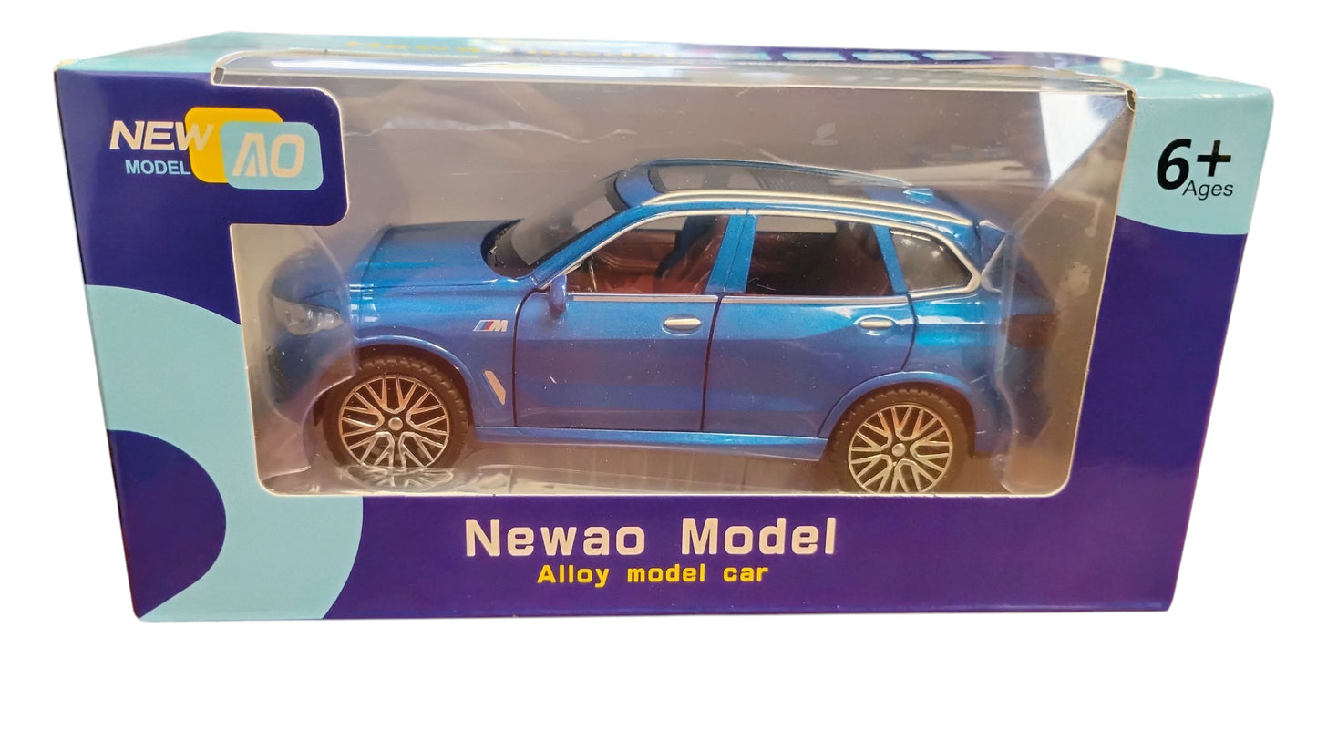 AUTO LUKSUSOWY MODEL SAMOCHÓD SUV METAL 16cm LED DŹWIĘK PULLBACK E2538 EMAJ