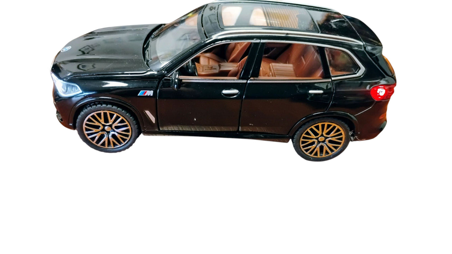 AUTO LUKSUSOWY MODEL SAMOCHÓD SUV METAL 16cm LED DŹWIĘK PULLBACK E2538 EMAJ