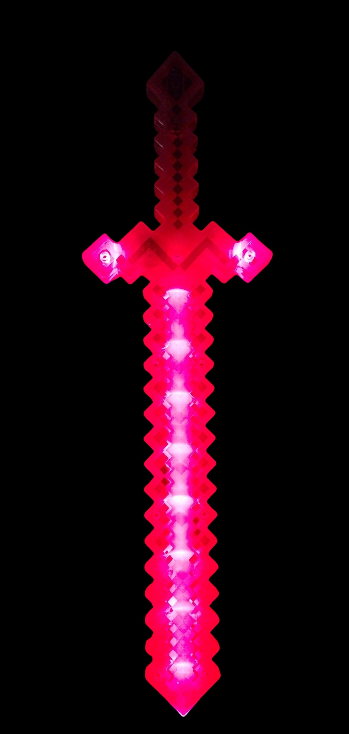 MIECZ ŚWIECĄCY Z DŹWIĘKIEM PIXELE KWADRATY LED 49CM E2609 EMAJ